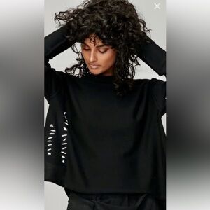 Banana Blue Merino Wool “Crop Fashion Pullover”